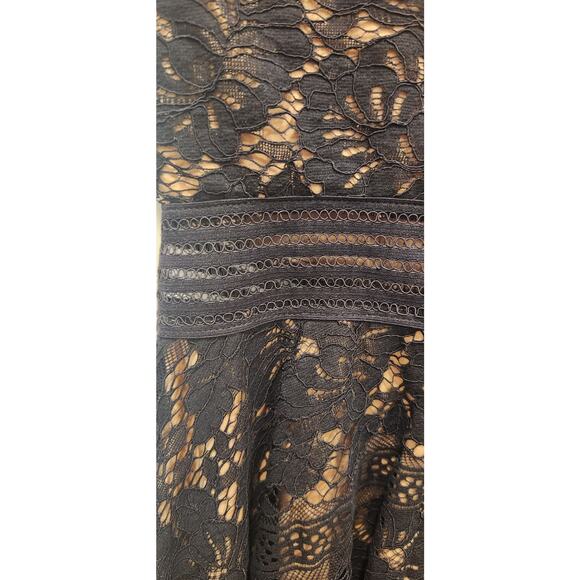 City Studio Junior Size 0 Black Lace Dress - Picture 4 of 6